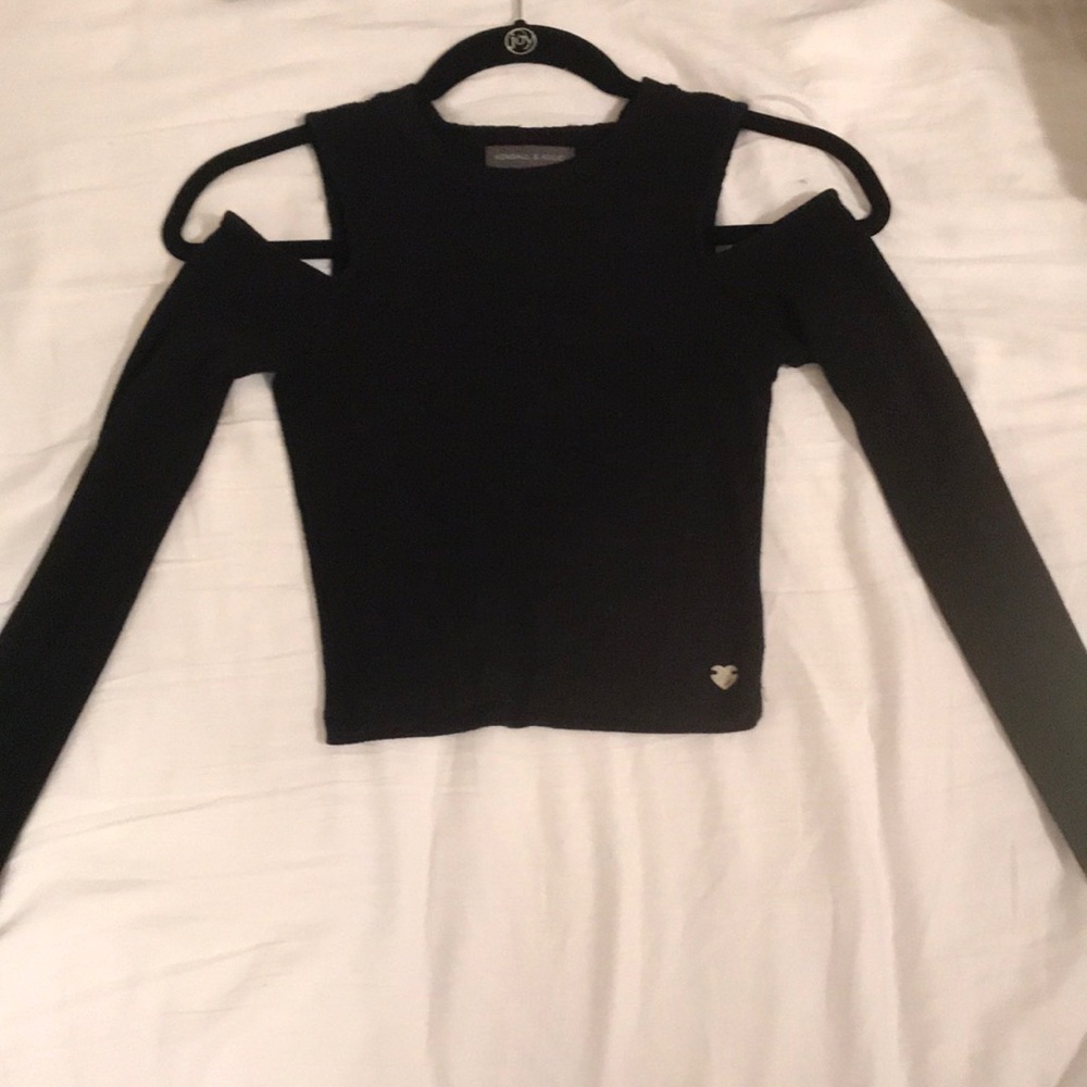 Kendall & Kylie black crop top